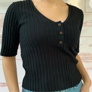 Abound Black Scoop Neck 3/4 Sleeve Ribbed Blouse size medium new with tags black